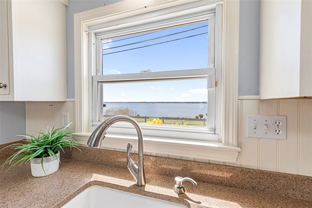 15 Shore Drive, Barrington, RI 02806