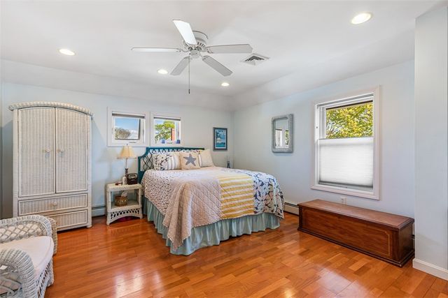 15 Shore Drive, Barrington, RI 02806