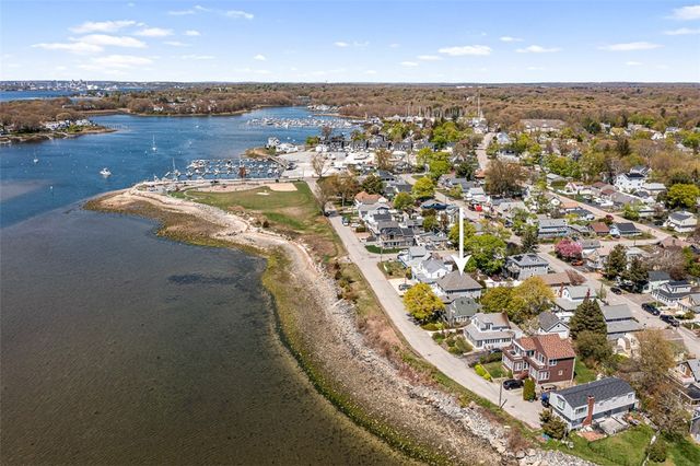 15 Shore Drive, Barrington, RI 02806