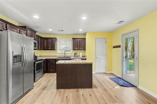 84 Harvest Lane, Rockmart, GA 30153