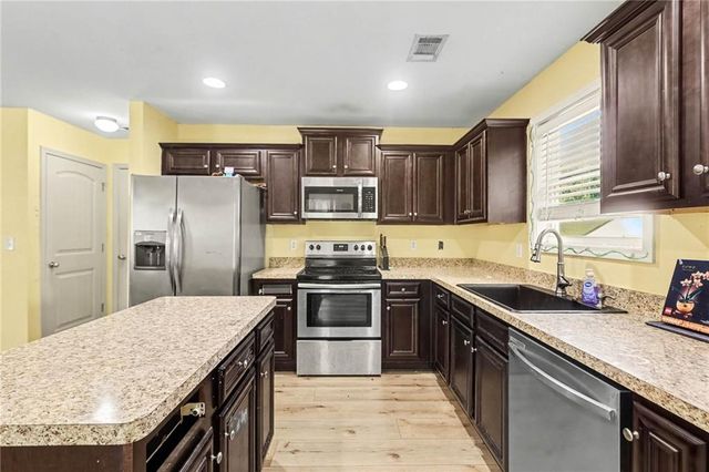 84 Harvest Lane, Rockmart, GA 30153
