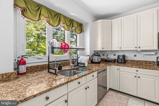 112 CANFIELD HILL DR, Gaithersburg, MD 20878