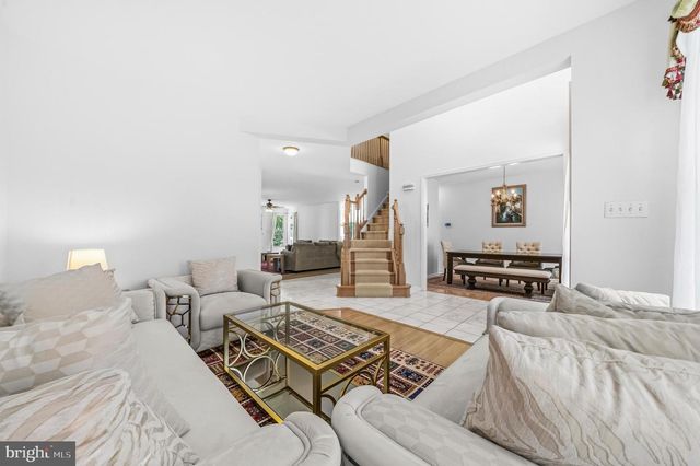 112 CANFIELD HILL DR, Gaithersburg, MD 20878