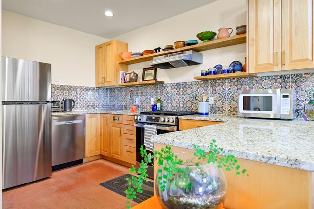 1012 Marquez 108B, Santa Fe, NM 87505