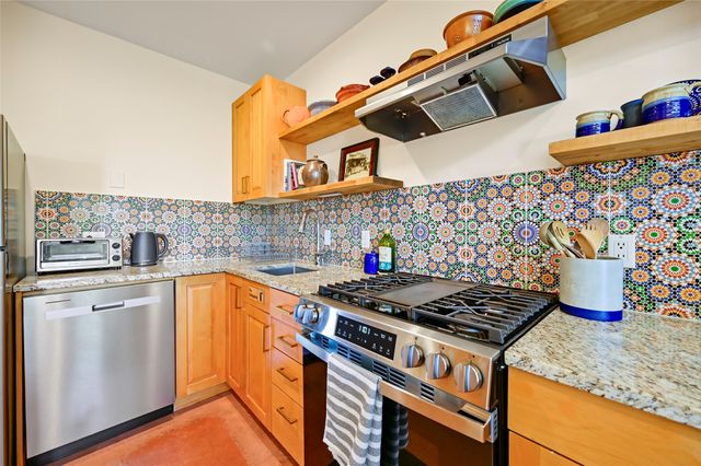 1012 Marquez 108B, Santa Fe, NM 87505