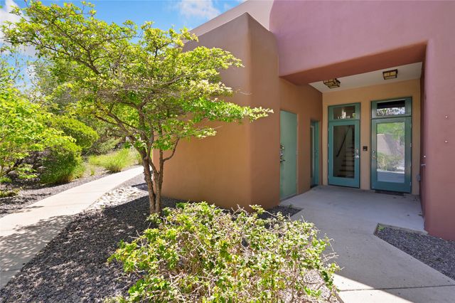 1012 Marquez 108B, Santa Fe, NM 87505