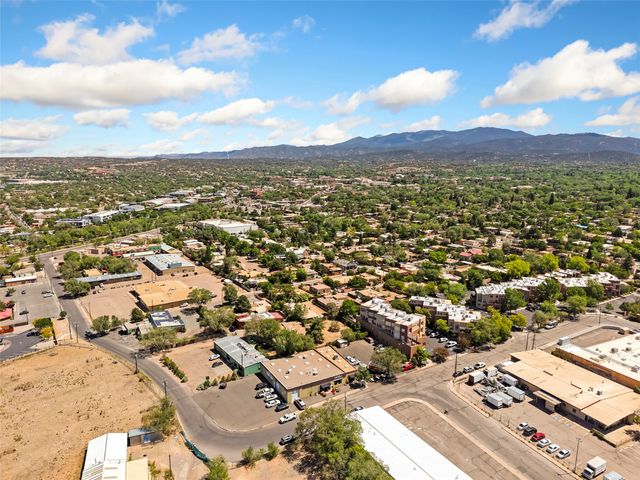 1012 Marquez 108B, Santa Fe, NM 87505