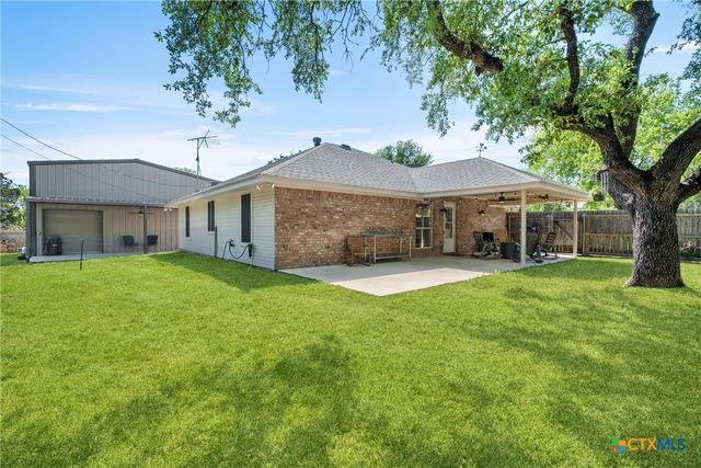 8 Hawthorn Court, Belton, TX 76513