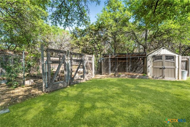 8 Hawthorn Court, Belton, TX 76513