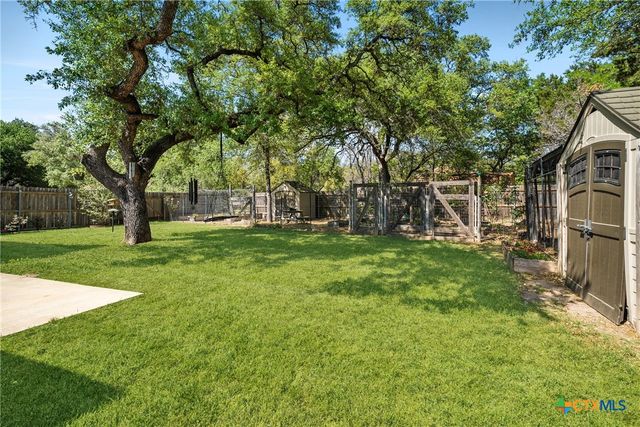 8 Hawthorn Court, Belton, TX 76513