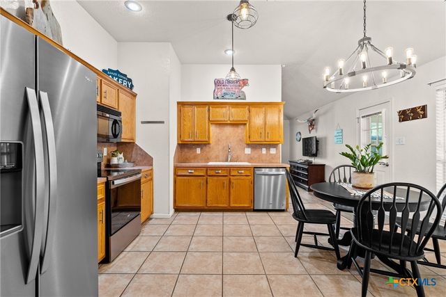 8 Hawthorn Court, Belton, TX 76513