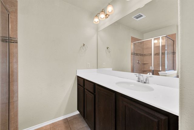 1300 Land Oak Road, Royse City, TX 75189