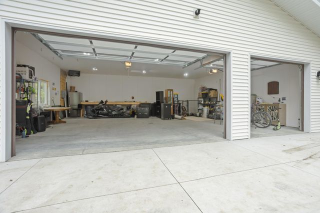 7411 Elm Court, Horace, ND 58047