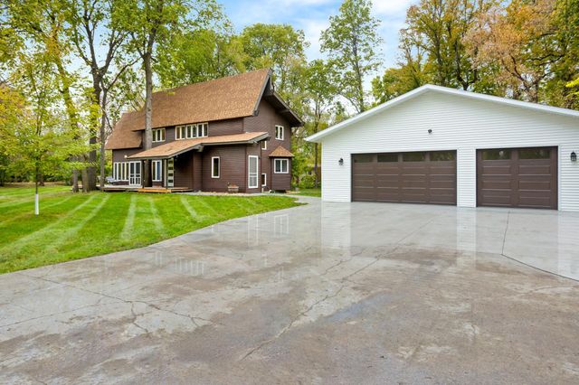 7411 Elm Court, Horace, ND 58047