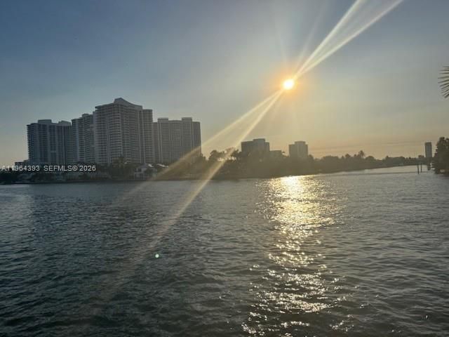 3161 S Ocean Dr 809, Hallandale Beach, FL 33009