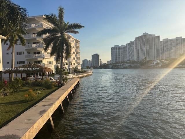 3161 S Ocean Dr 809, Hallandale Beach, FL 33009