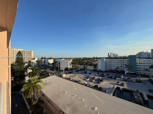 3161 S Ocean Dr 809, Hallandale Beach, FL 33009