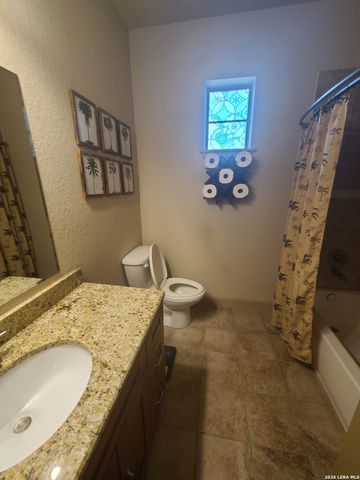 530 County Road 3822, San Antonio, TX 78253