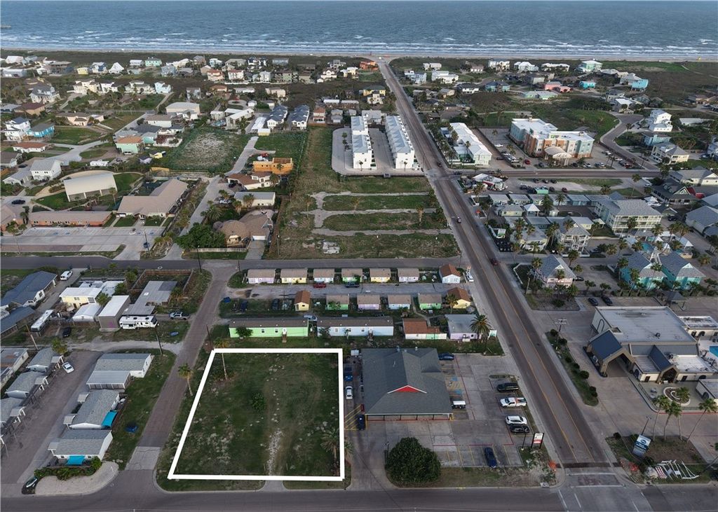 601 S Station St, Port Aransas, TX 78373 — exterior