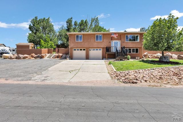 846 S Palomar Dr, Pueblo West, CO 81007