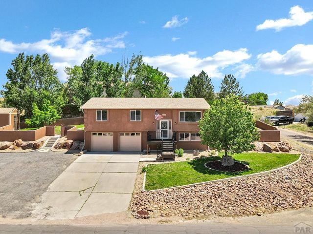 846 S Palomar Dr, Pueblo West, CO 81007