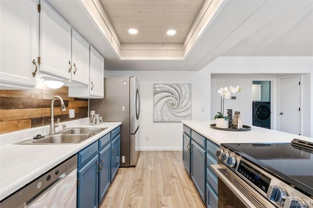 5804 S Kline Street, Littleton, CO 80127