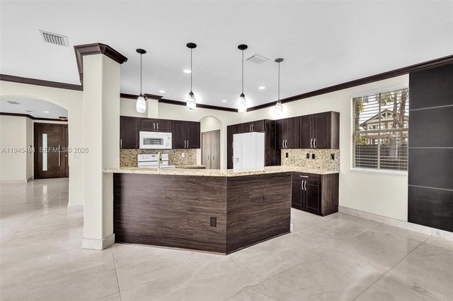 1102 SW 149th Path 0, Miami, FL 33194