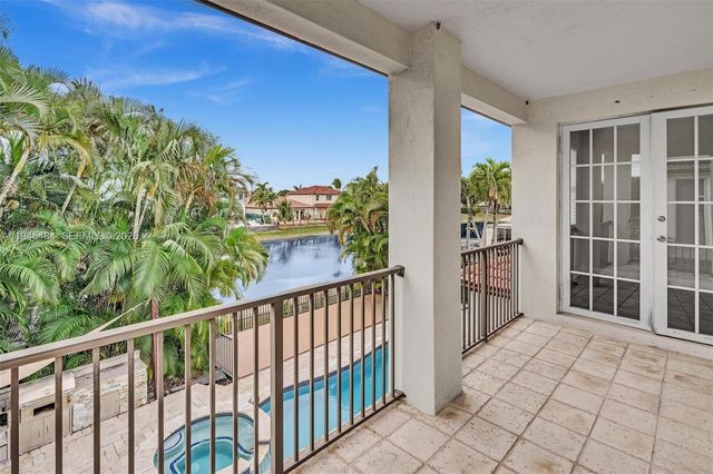 1102 SW 149th Path 0, Miami, FL 33194