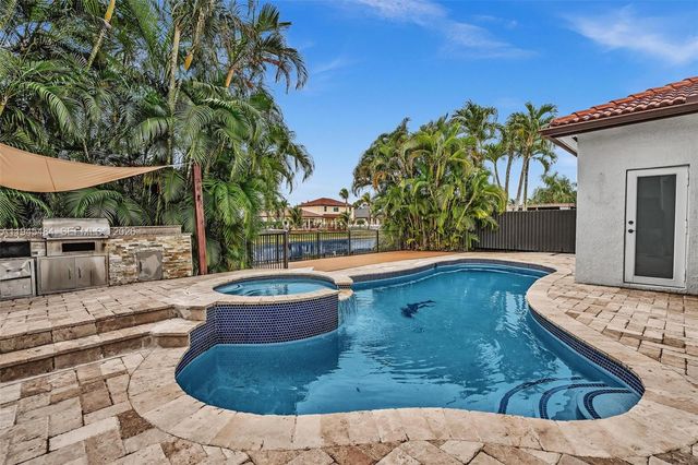 1102 SW 149th Path 0, Miami, FL 33194