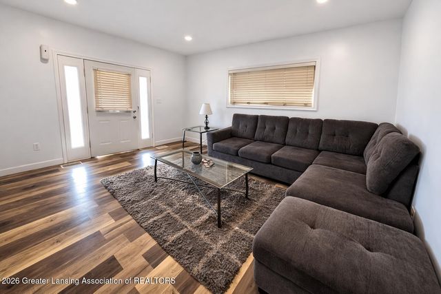 506 S East Street, Lansing, MI 48912