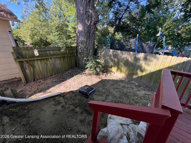 506 S East Street, Lansing, MI 48912