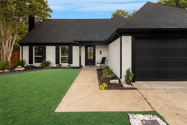 4202 Sheffield Drive, Grand Prairie, TX 75052