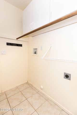 10251 E paseo juan tabo, Tucson, AZ 85747