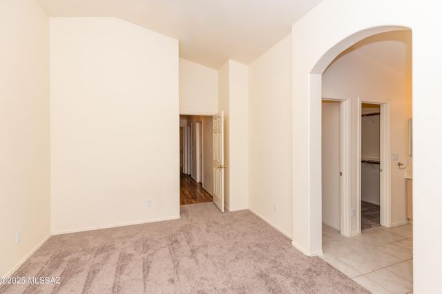 10251 E paseo juan tabo, Tucson, AZ 85747