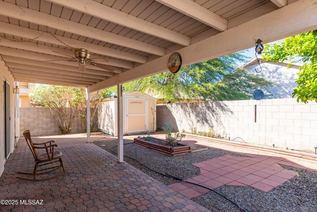 10251 E paseo juan tabo, Tucson, AZ 85747