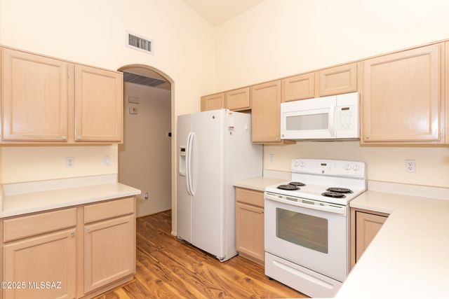 10251 E paseo juan tabo, Tucson, AZ 85747