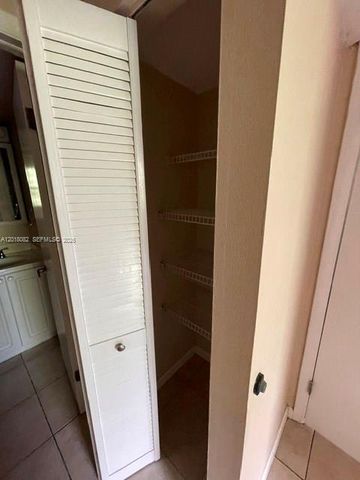 14601 N Kendall Drive 407K, Miami, FL 33186
