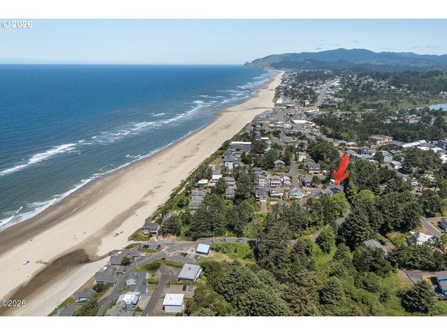 1004 Sw 10th Place, Lincoln City, OR 97367