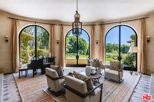 1550 Amalfi Drive, Pacific Palisades (los Angeles), CA 90272