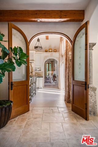 1550 Amalfi Drive, Pacific Palisades (los Angeles), CA 90272
