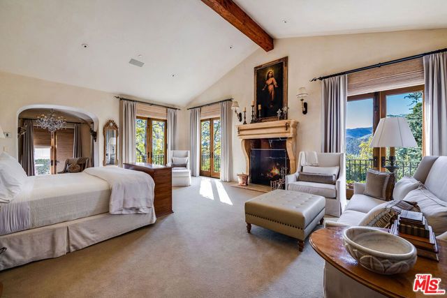 1550 Amalfi Drive, Pacific Palisades (los Angeles), CA 90272