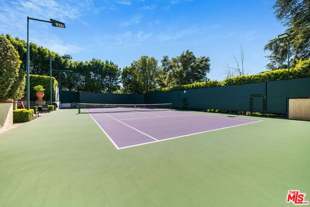 1550 Amalfi Drive, Pacific Palisades (los Angeles), CA 90272