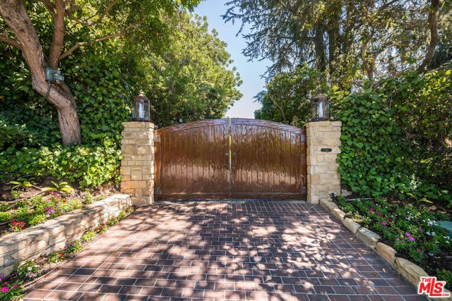1550 Amalfi Drive, Pacific Palisades (los Angeles), CA 90272