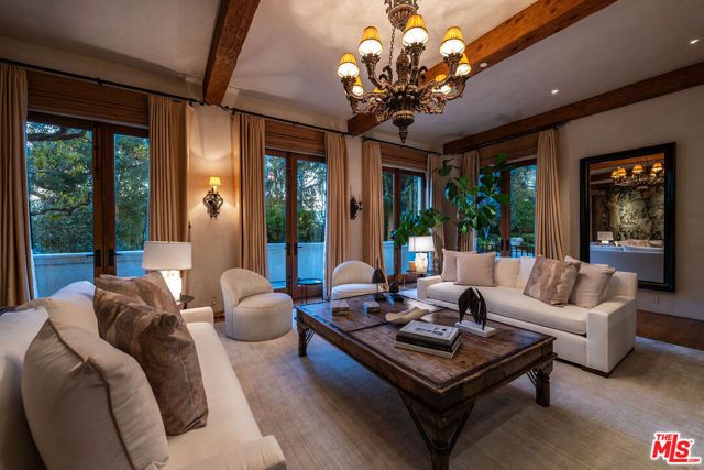 1550 Amalfi Drive, Pacific Palisades (los Angeles), CA 90272