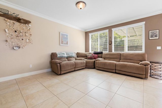 275 Ibis Ct, Lincoln, CA 95648