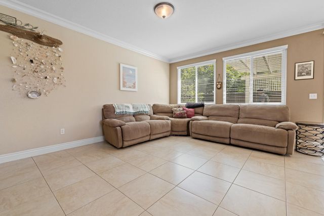 275 Ibis Ct, Lincoln, CA 95648