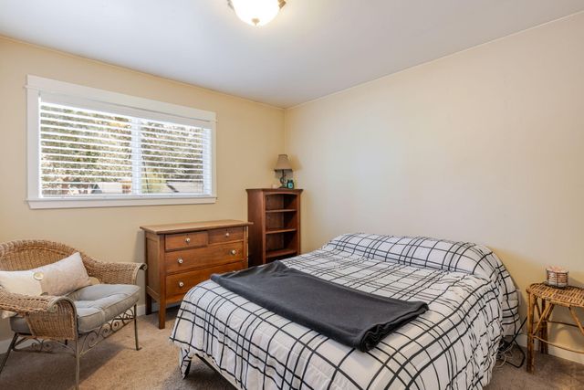 835 SE Polaris Court, Bend, OR 97702