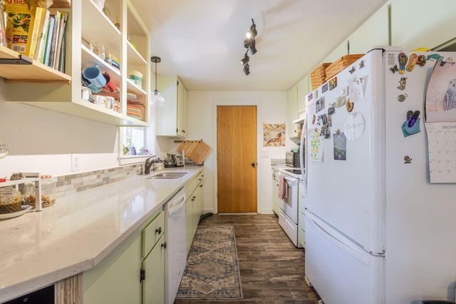 835 SE Polaris Court, Bend, OR 97702