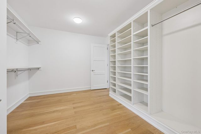 1 Renaissance Square PH5C, White Plains, NY 10601