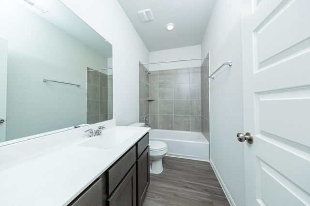 3036 Bristlegrass Street, Brookshire, TX 77423